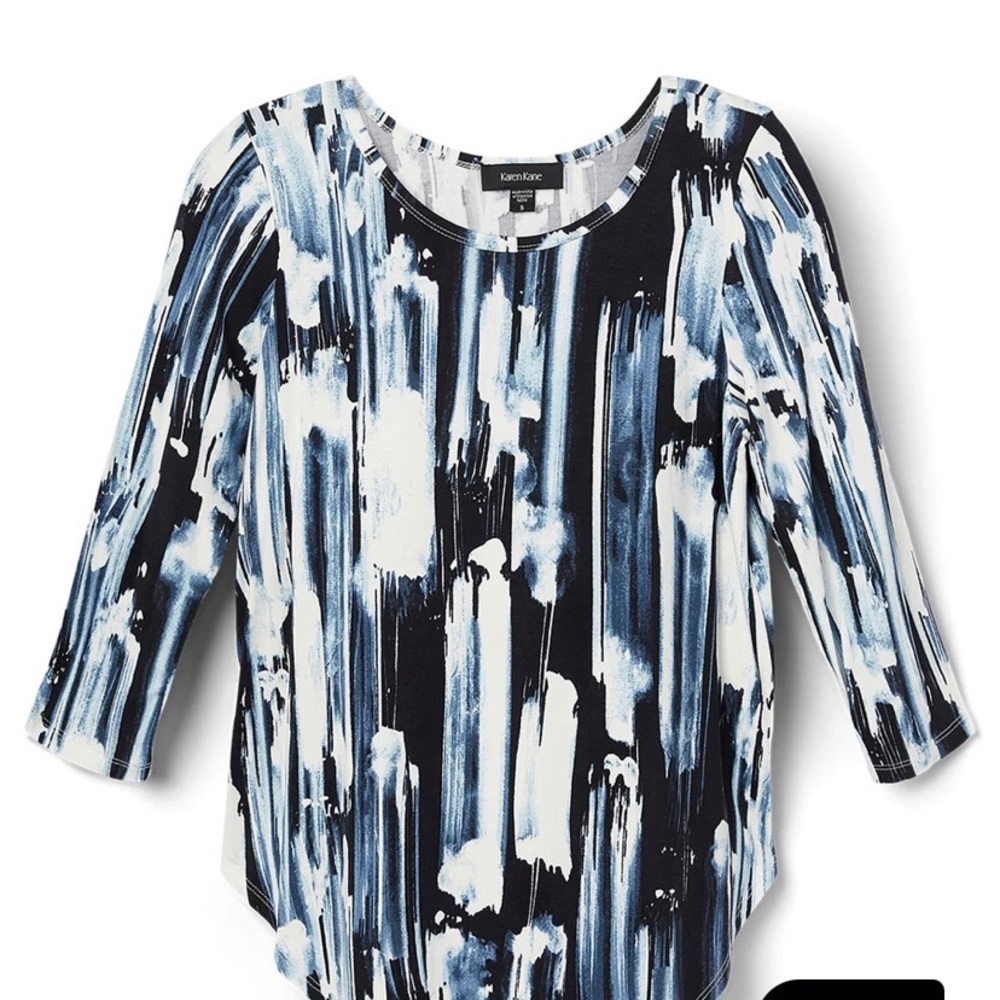 Karen Kane 3/4 Sleeve Shirttail Top. New size M